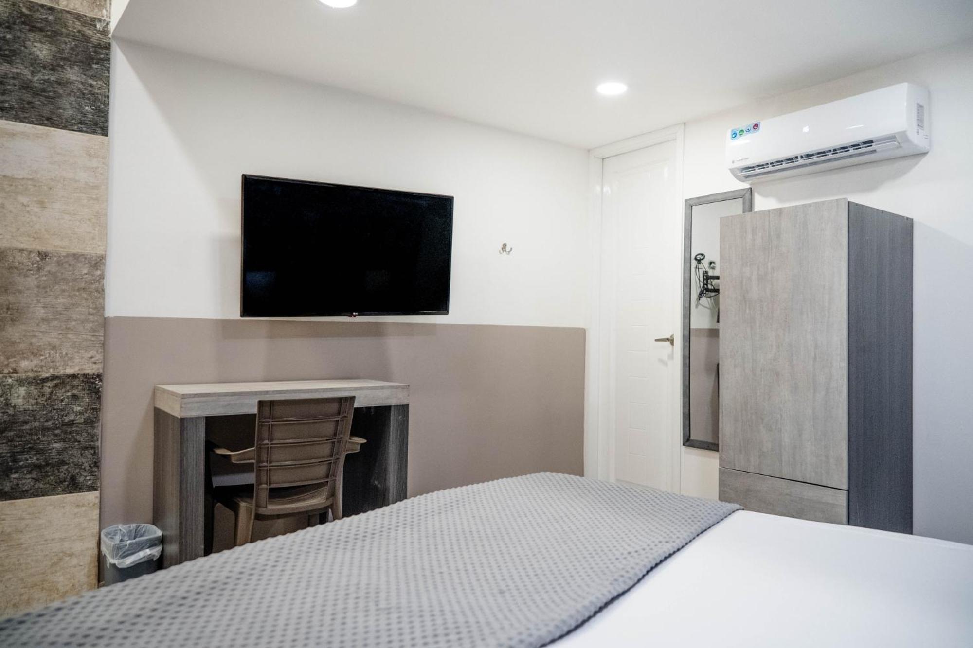 Bahia 79 Apartasuites Cerca Al Centro Cartagena エクステリア 写真