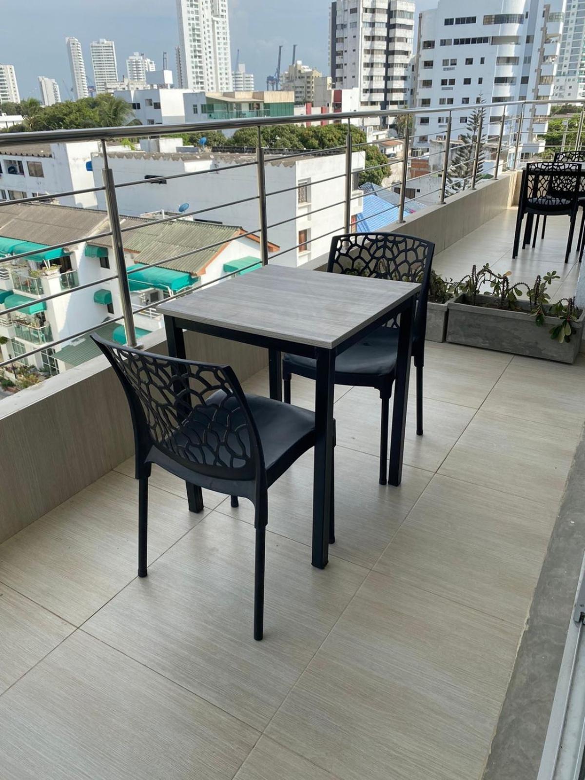 Bahia 79 Apartasuites Cerca Al Centro Cartagena エクステリア 写真