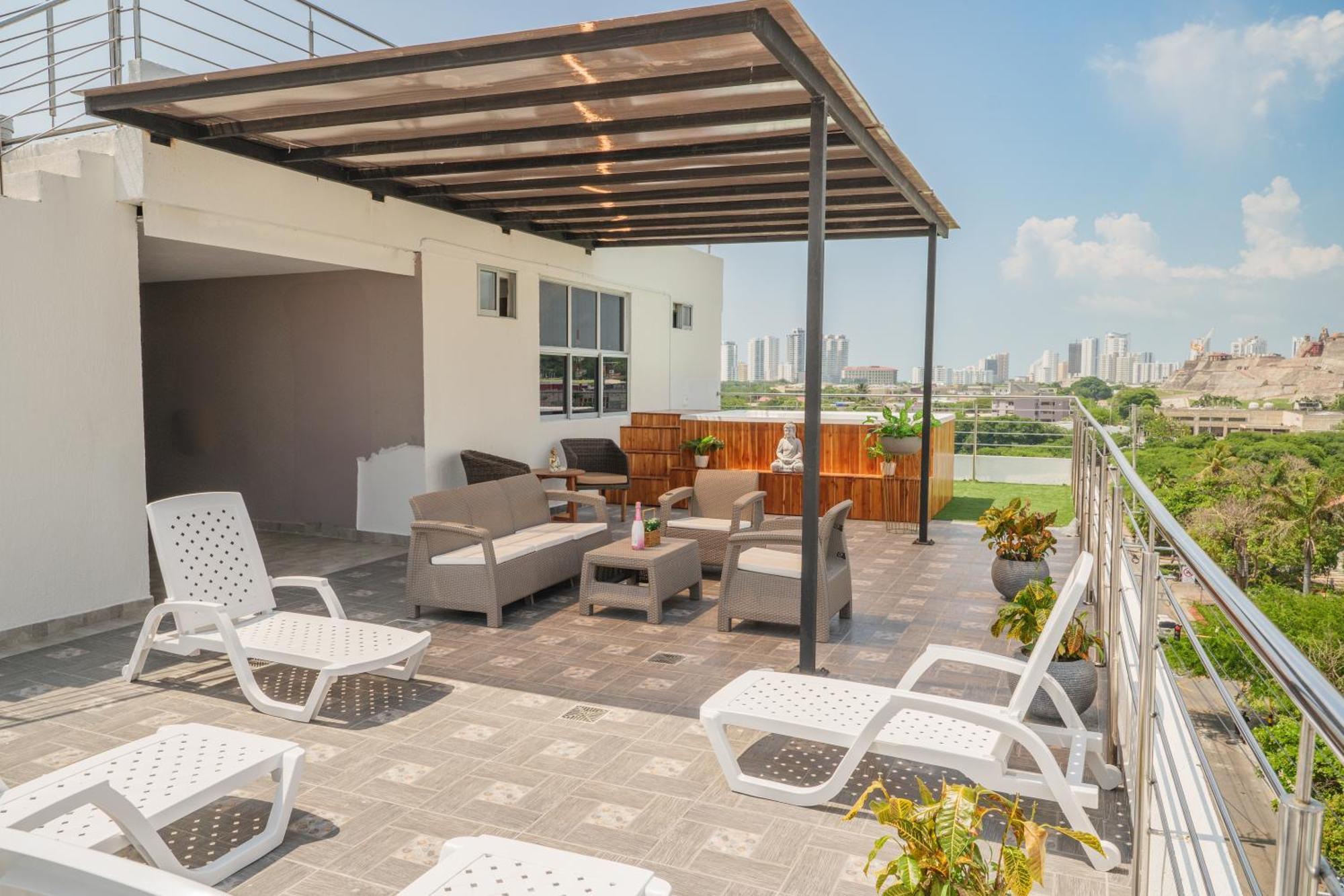 Bahia 79 Apartasuites Cerca Al Centro Cartagena エクステリア 写真